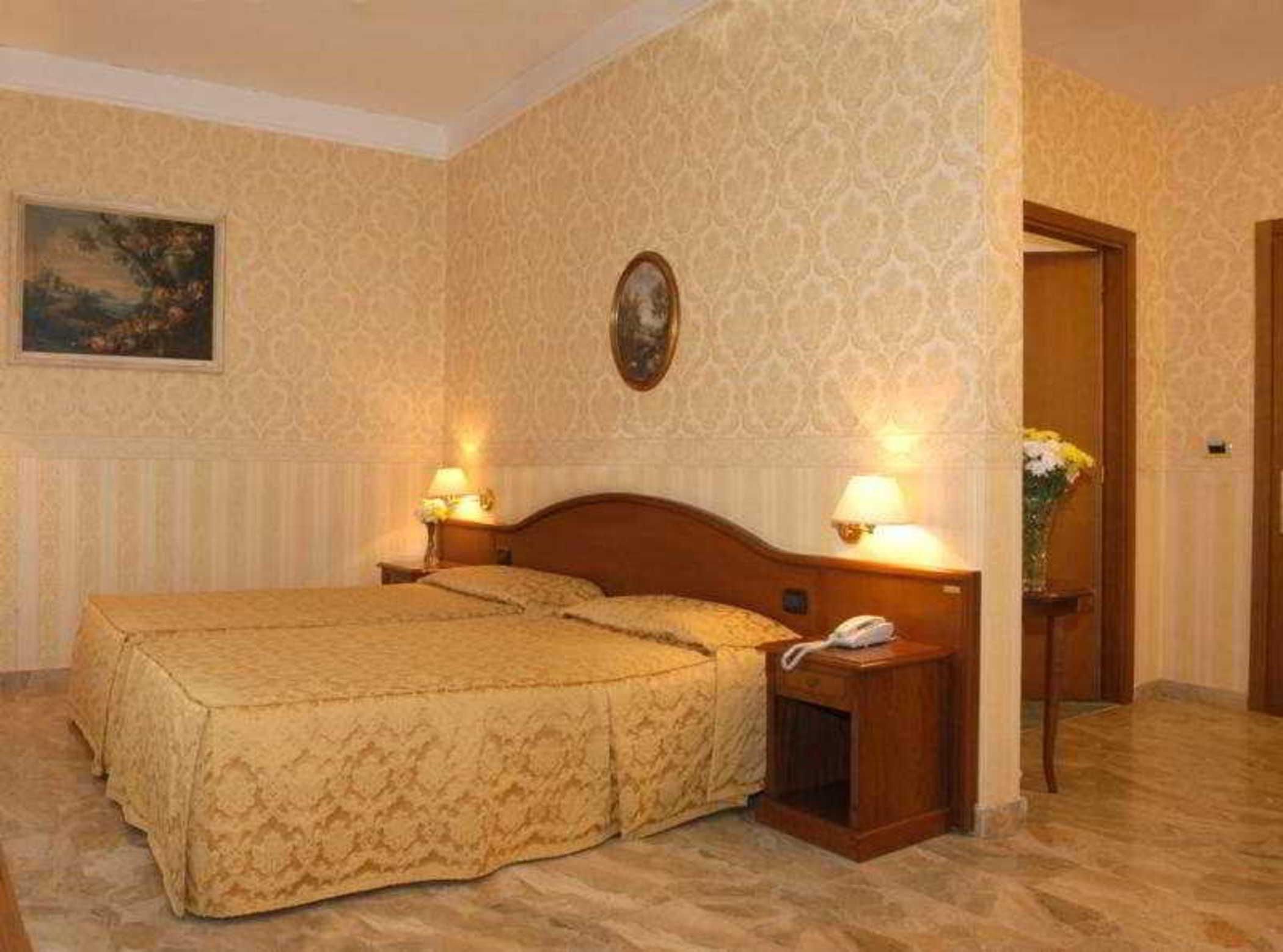 Hotel Orazia Rome Exterior photo