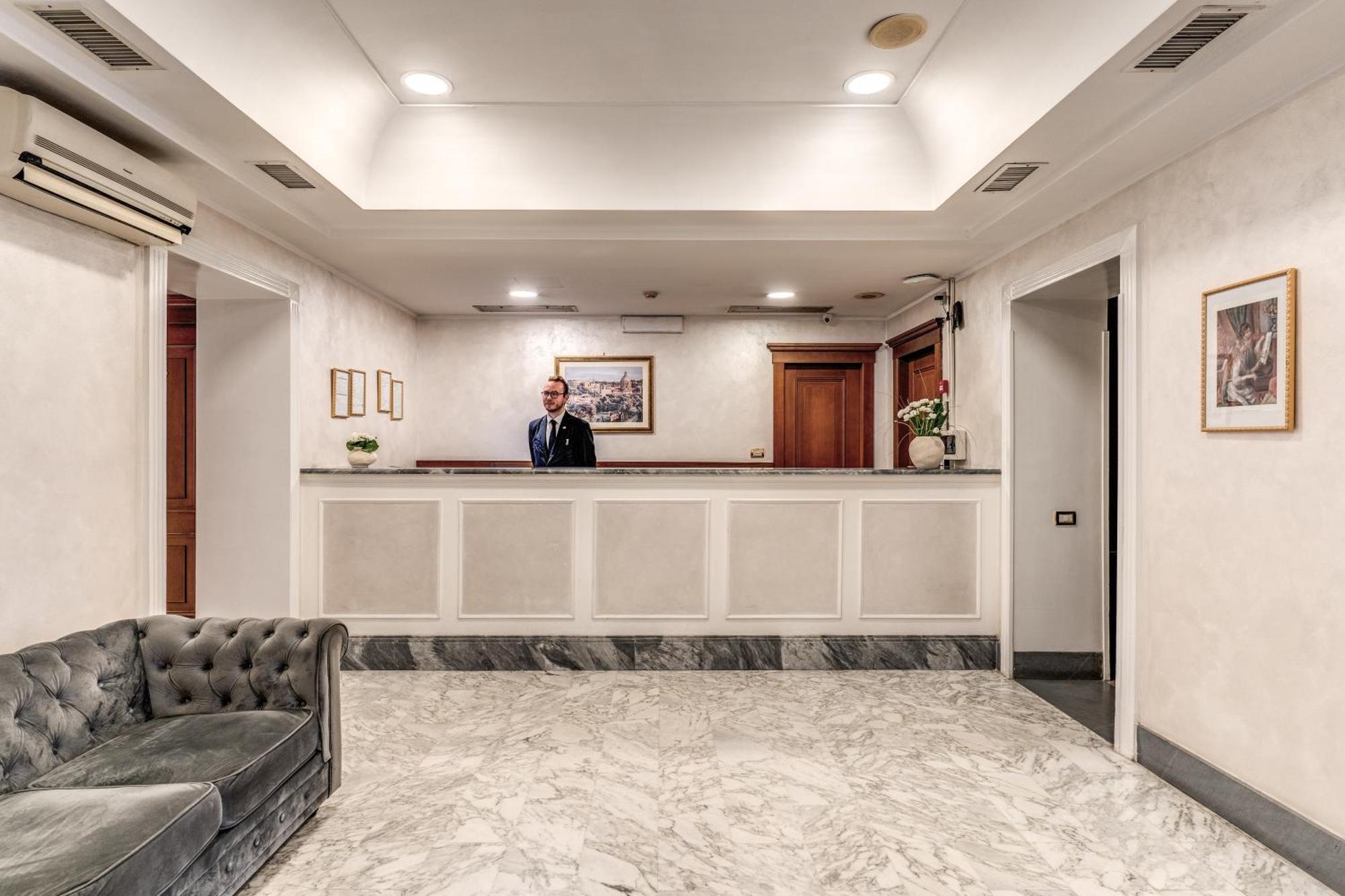Hotel Orazia Rome Exterior photo